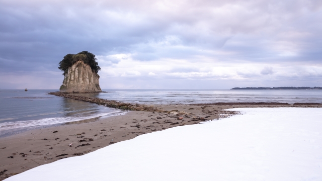見附島