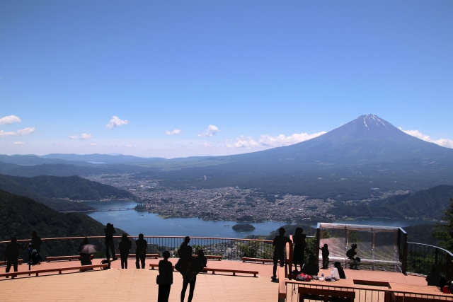 新道峠FUJIYAMAツインテラスからの富士山