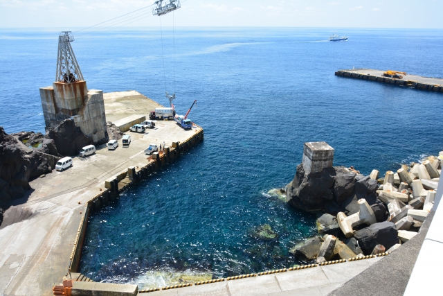 青ヶ島三宝港