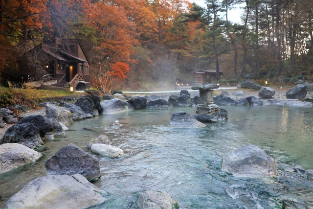 草津温泉西の河原公園