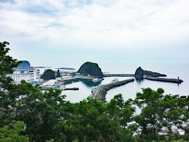 ウトロ港