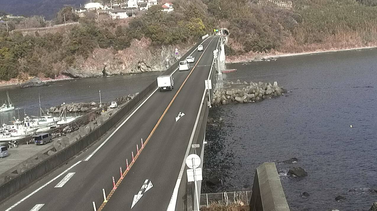 真鶴道路岩大橋