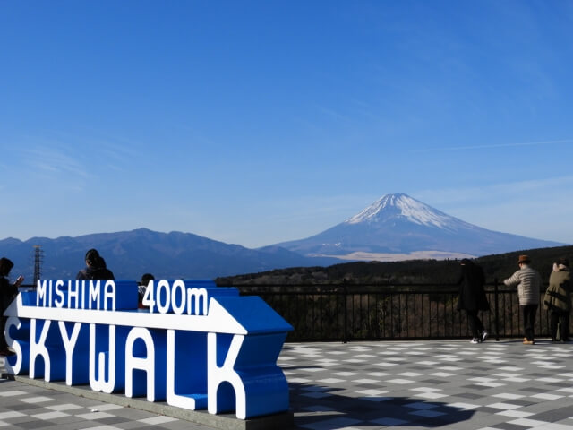 三島スカイウォークと富士山