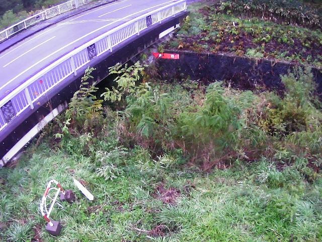 抜羽の沢川0.8Kp