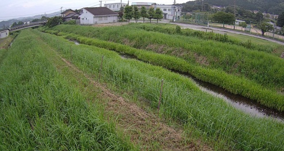 穴見川三宅局