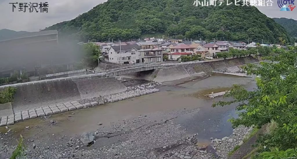 鮎沢川下野沢橋