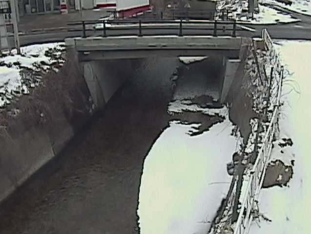 泥川泥川橋