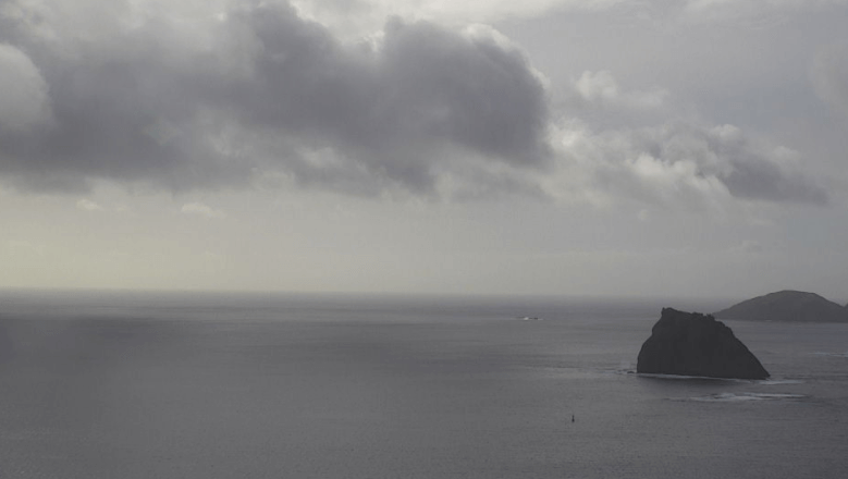 父島振分山