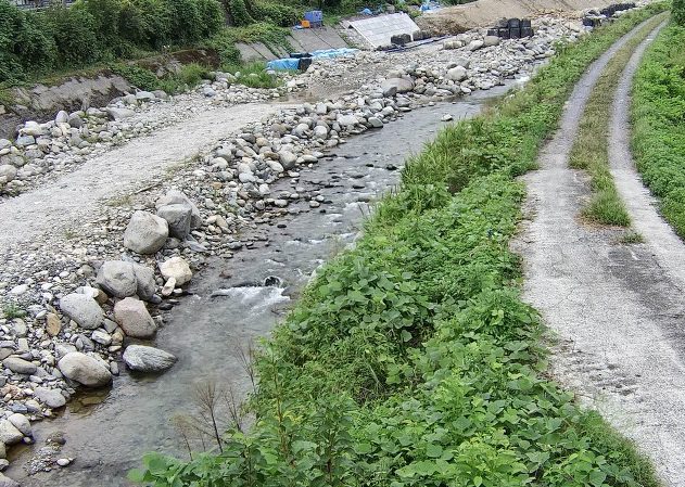 曳田川河原町北村