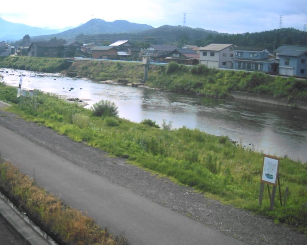 五十嵐川白鳥の郷公苑