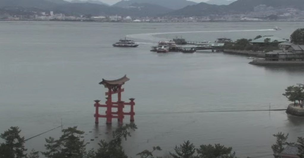 厳島神社大鳥居