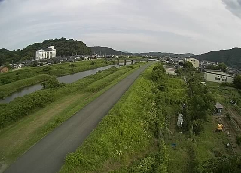 出石川奥山川合流点