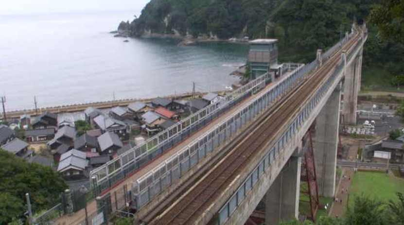 余部橋梁日本海