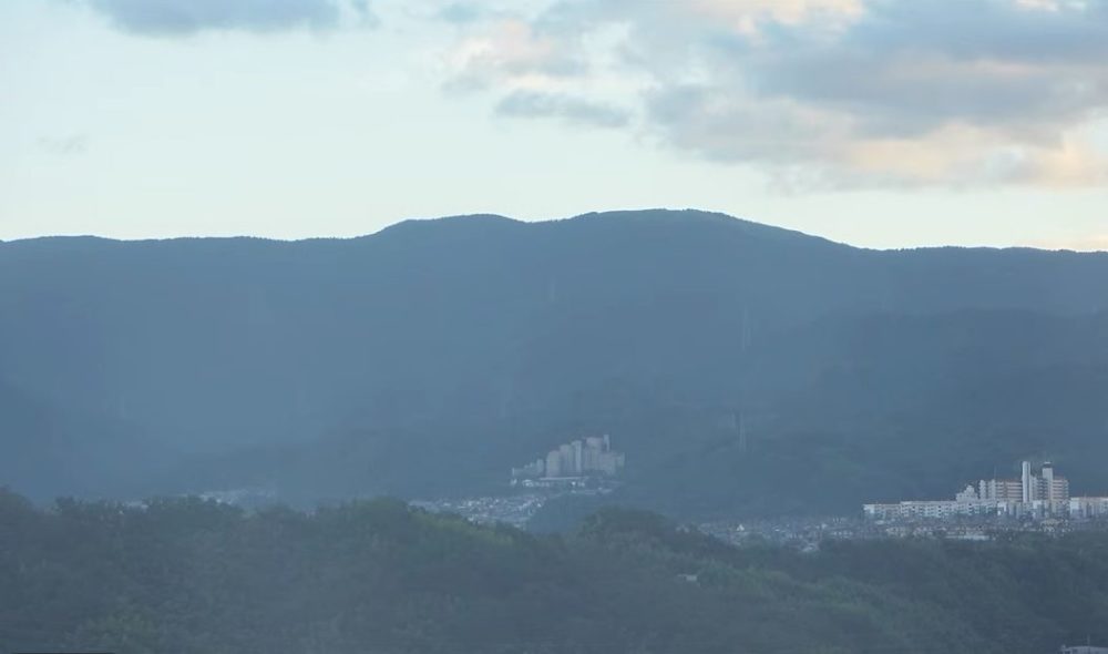 河内長野市役所岩湧山方面