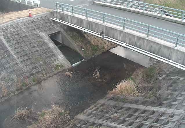 茅町川琴浦町笠見