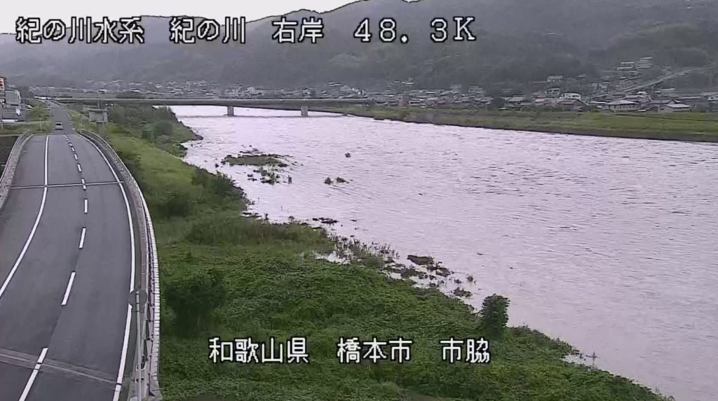 紀の川右岸48.3K市脇