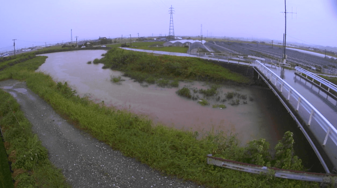 八枚戸川耕地橋