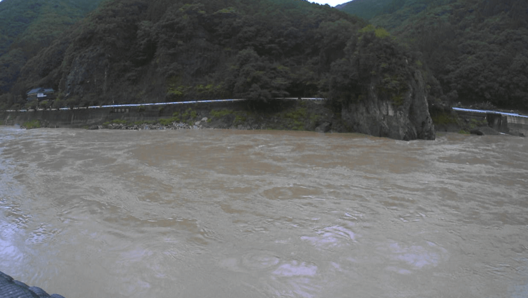 球磨川坂本町川嶽