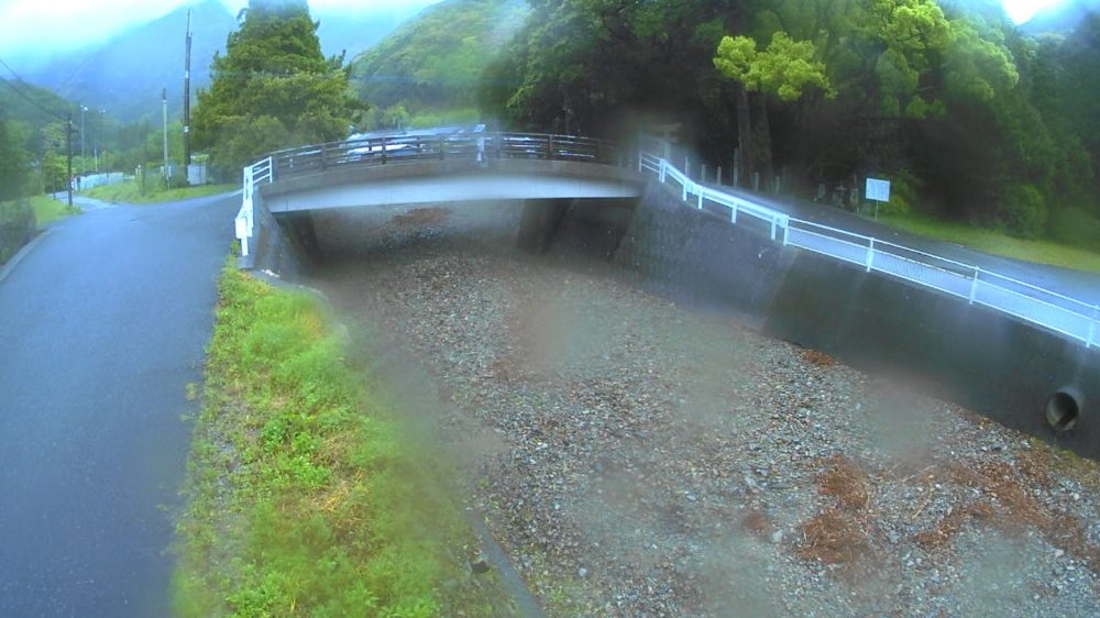 楠本川新王子橋