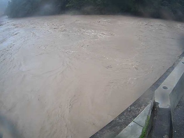 耳川七ツ山川合流地点