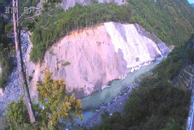 耳川島戸