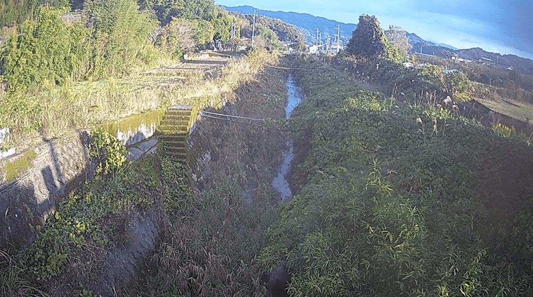 中の谷川南の谷橋