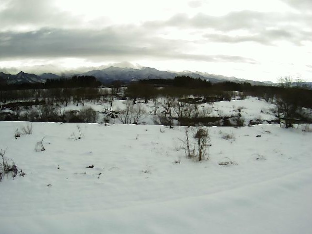 最上川天王川合流地点