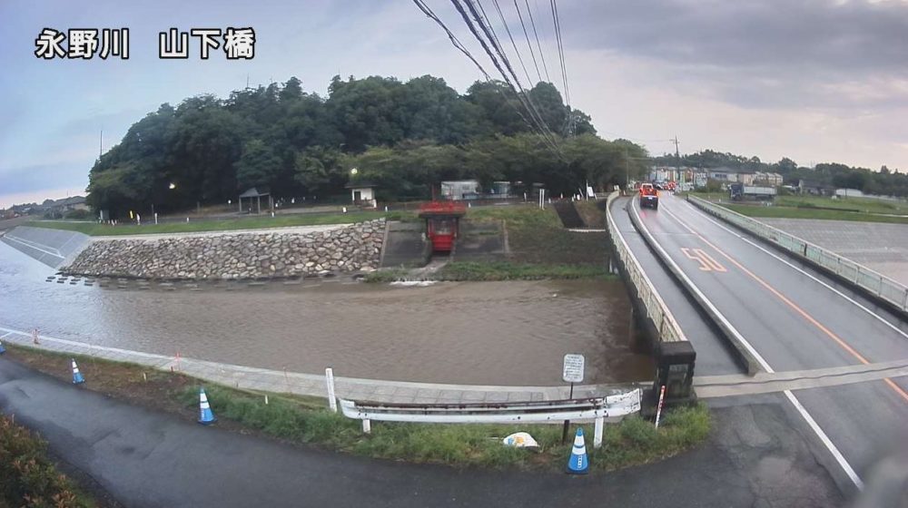 永野川山下橋