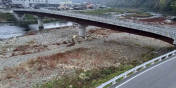 成羽川1.9K右岸小瀬橋