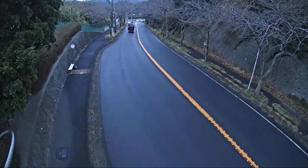 NTT横須賀研究開発センター南門前