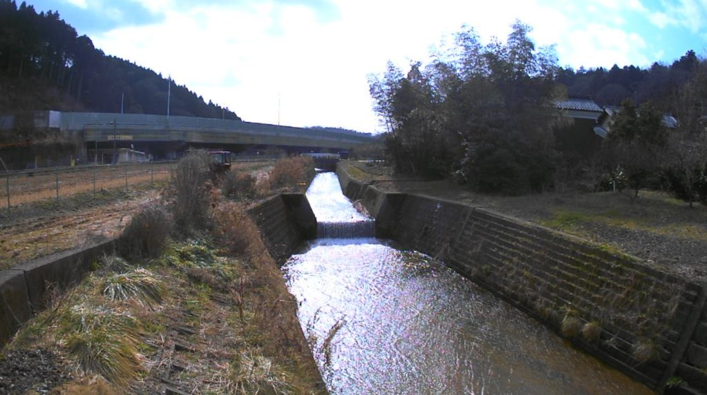 奥の谷川橘橋