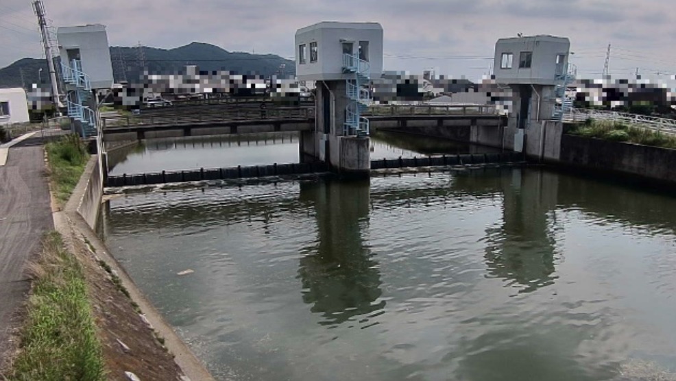 大津茂川潮止水門下流