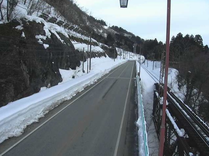 富山県道14号黒部市内山