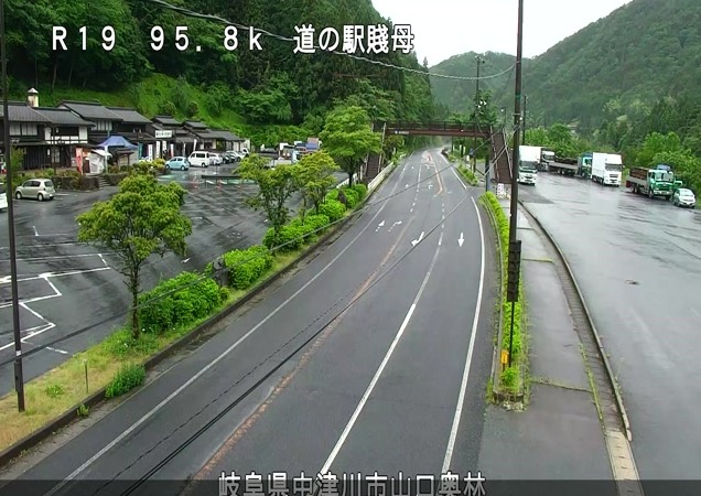 国道19号95.8K道の駅賤母