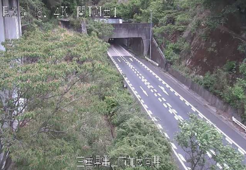国道25号名阪国道8.4K関トンネル西第1