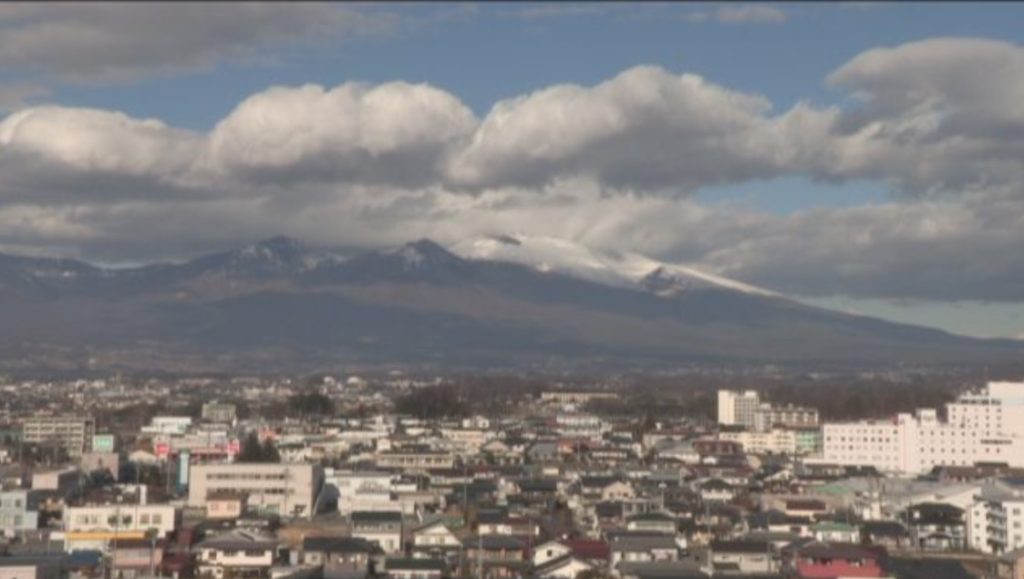 佐久市内浅間山