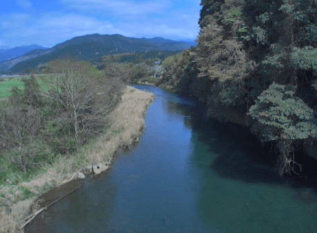 球磨川佐本橋上流