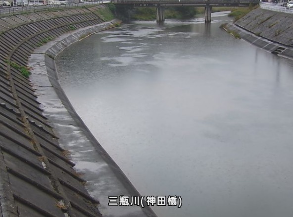 三瓶川神田橋