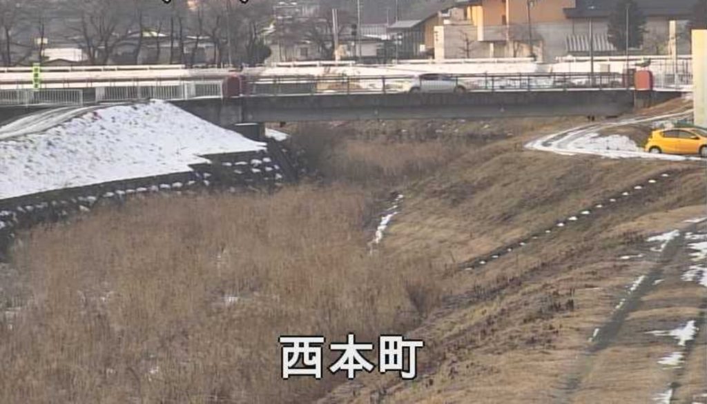 猿沢川西本町