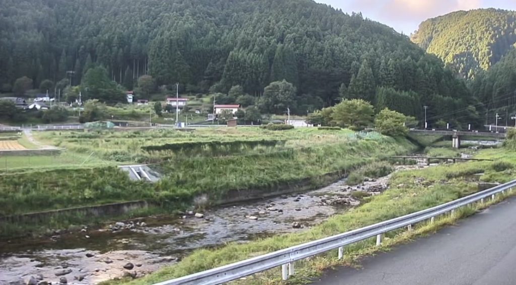 青蓮寺川城東橋