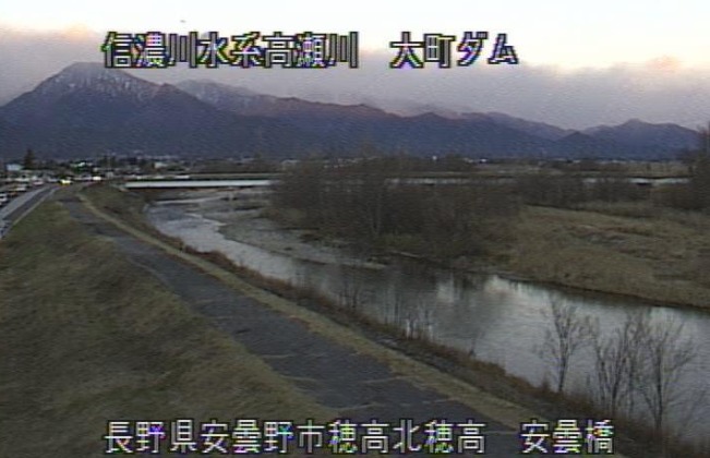 高瀬川安曇橋