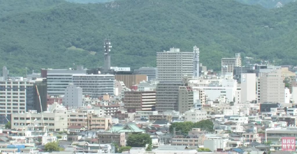 甲府盆地街並み