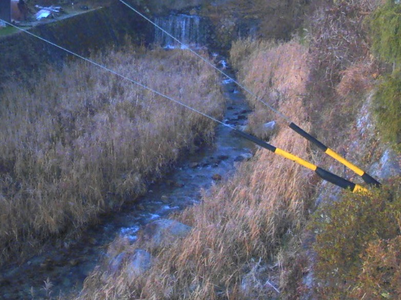 牛ヶ爪川手塚原