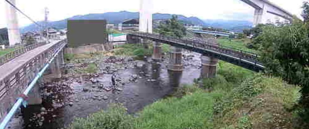 牛道川黒古橋