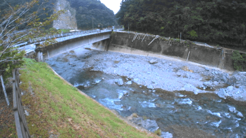 万江川屋形大橋