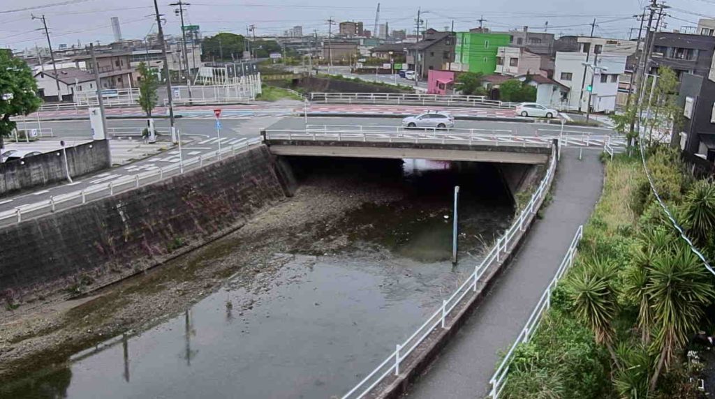 柳生川花田