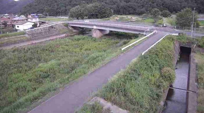 安室川河鹿橋